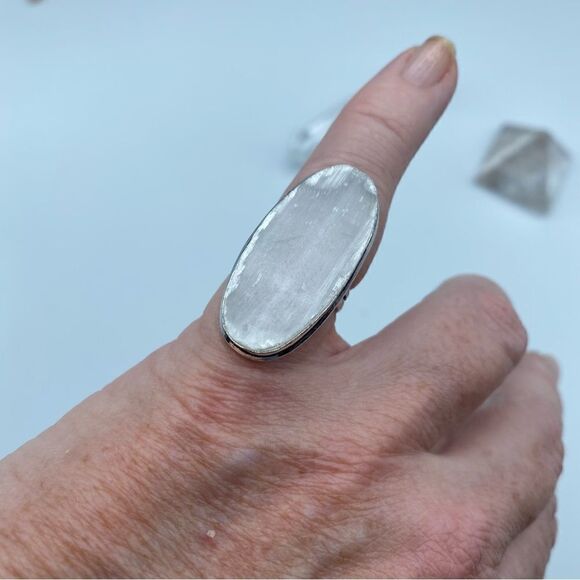 Selenite Sterling Silver Ring Size 5.5 - Picture 10 of 11